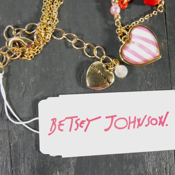 NWT Cute FUN! Betsey Johnson Triple Three Strand Heart Cherry Necklace Pink - Picture 4 of 8